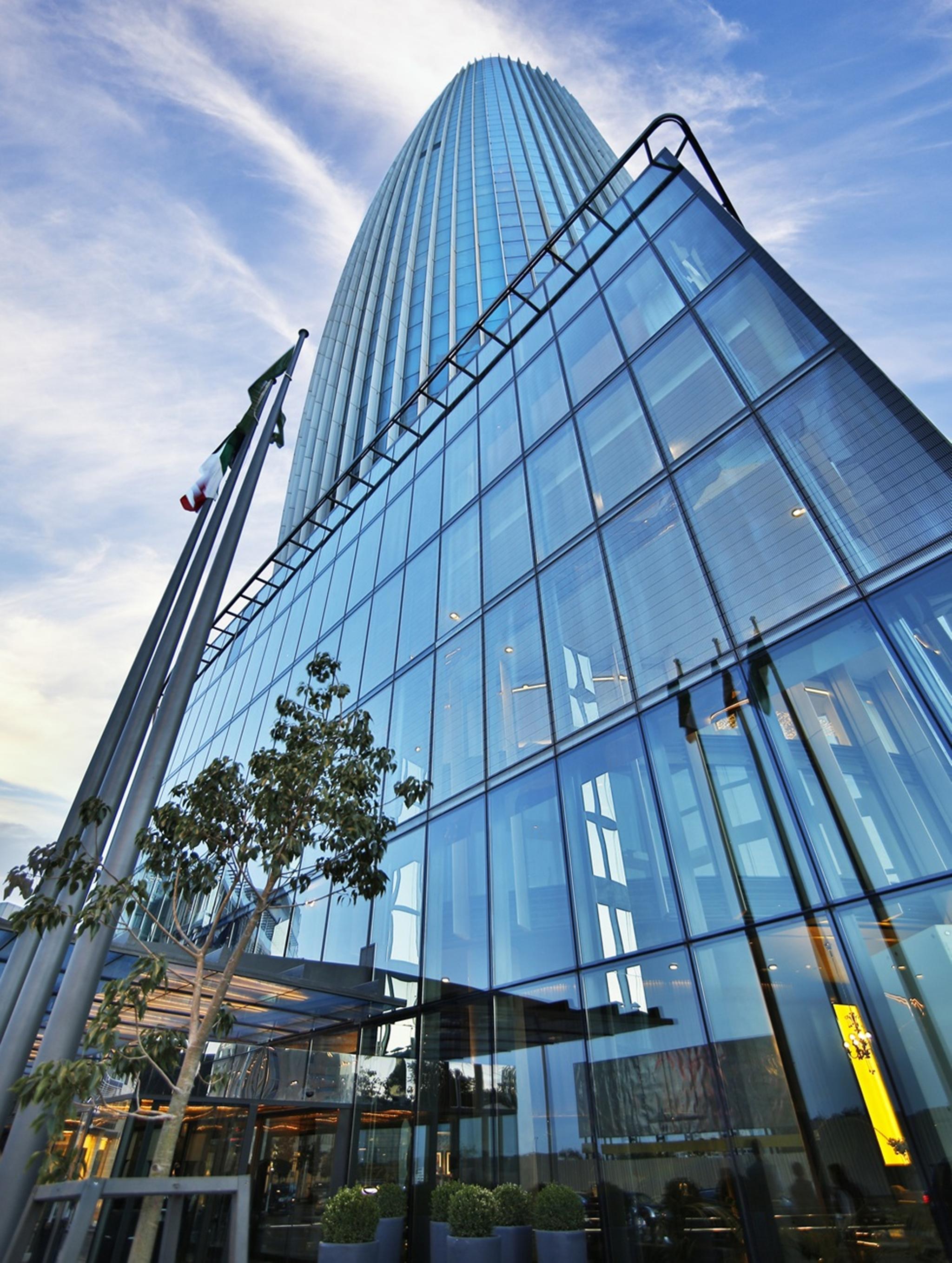 ホテル アンマン ロタナ エクステリア 写真 The building's facade