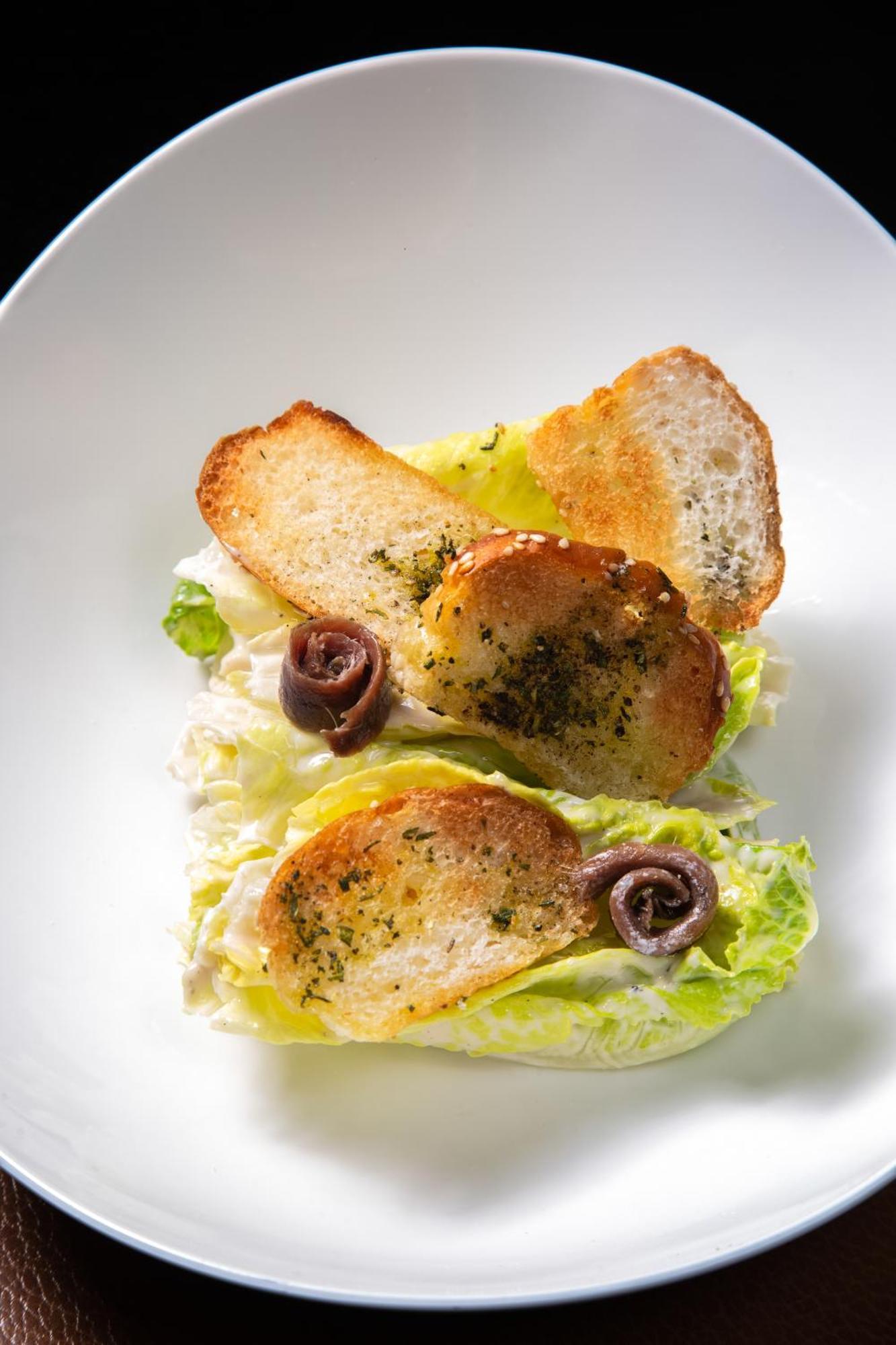 ホテル アンマン ロタナ エクステリア 写真 Caesar salad