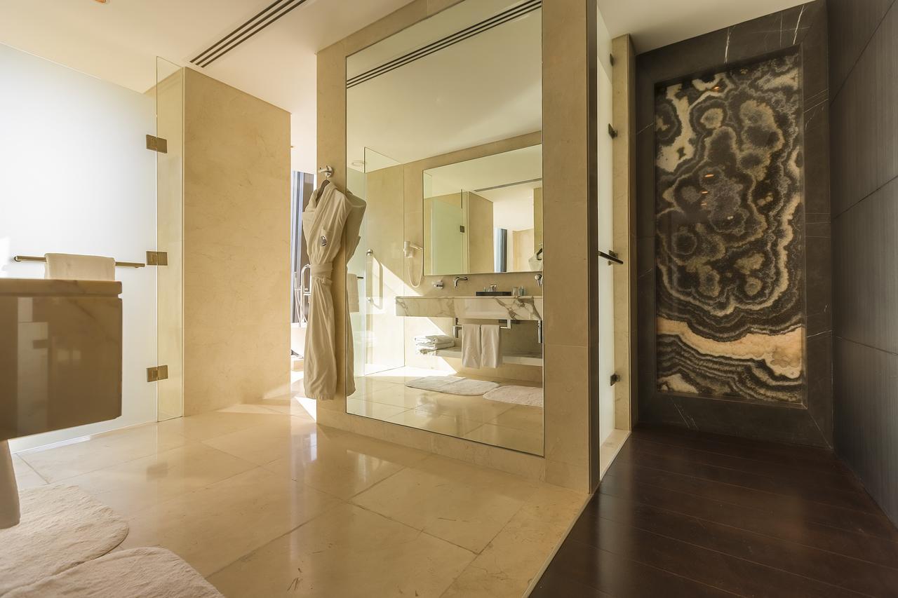 ホテル アンマン ロタナ エクステリア 写真 Interior of a suite at the Mandarin Oriental, Munich